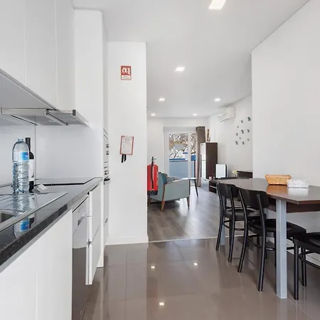 Apartment Casa Dos Terracos T2 Rc *