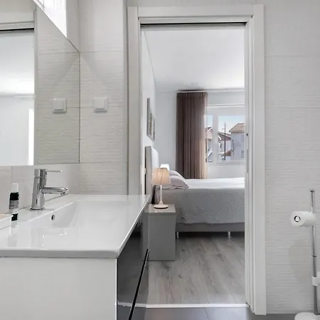 Casa Dos Terracos T2 Rc Apartman *