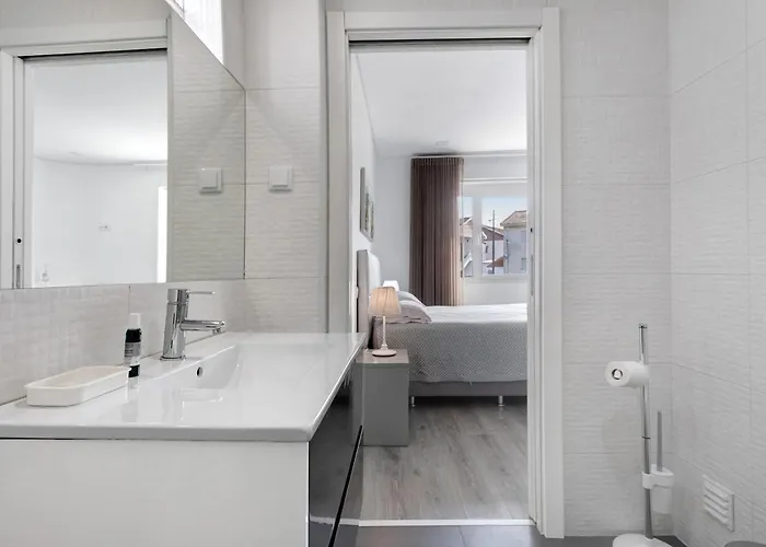 Casa Dos Terracos T2 Rc Apartman *